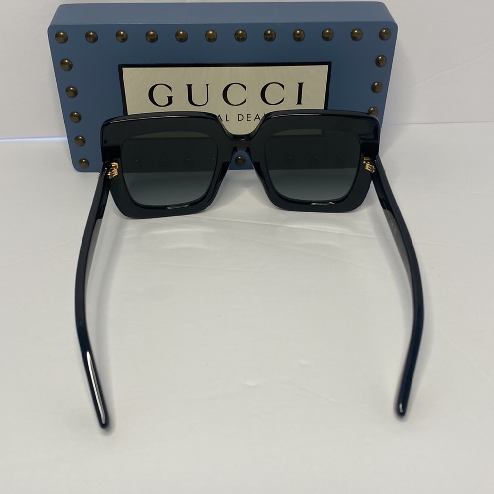 Gucci GG0328s 001 Oversized rectangular Black Gold GG Authentic Sunglasses - Picture 7 of 13